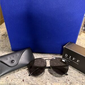 Diff Eyewear Koko Black Aviator Sunglasses